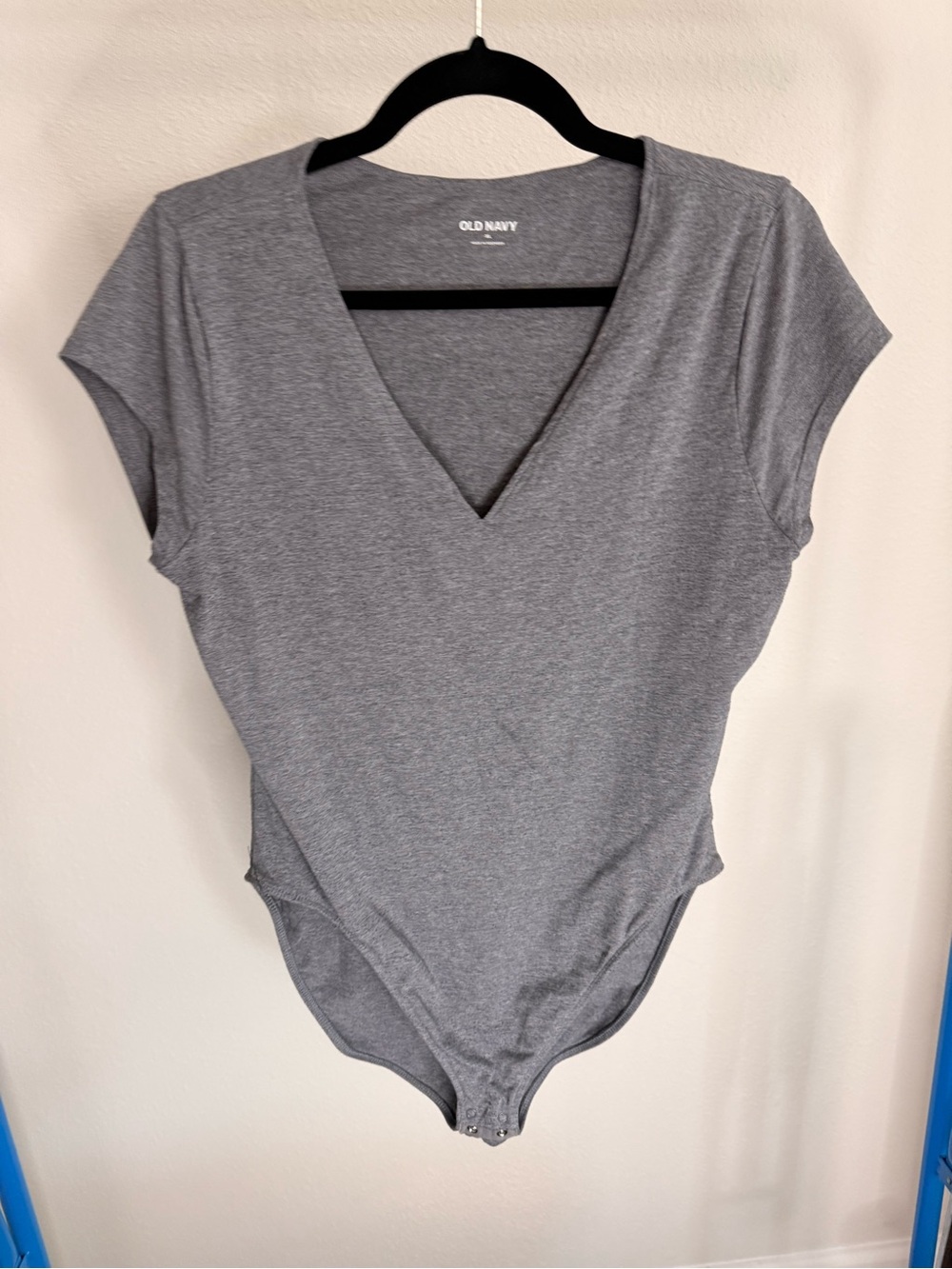 Old Navy Women's Gray V-Neck Bodysuit